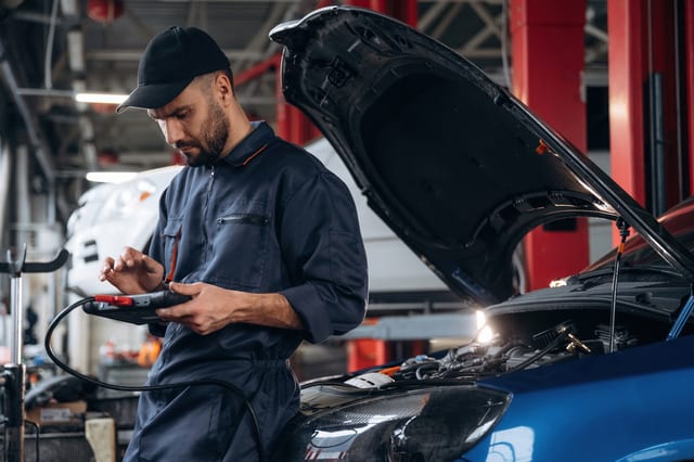 San Jose, CA – Why Should a GMC Repair Shop Inspect Brake System Warning Lights?