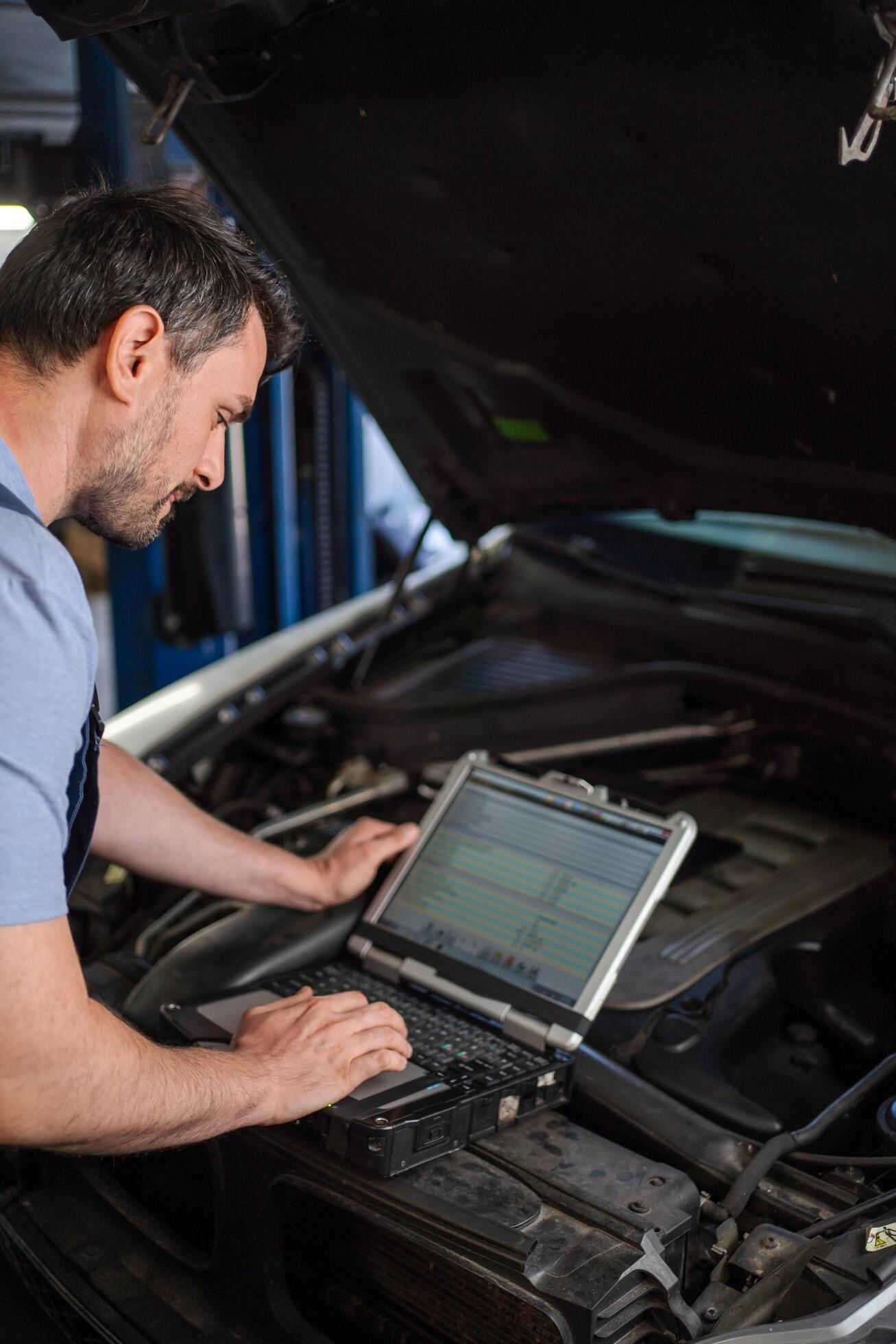 Sunnyvale, CA - Audi Q7 Engine Diagnostic Test and Check Engine Light Repair